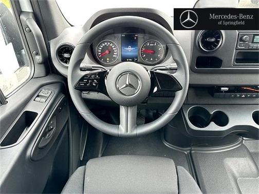 2025 Mercedes-Benz Sprinter 2500 Standard Roof