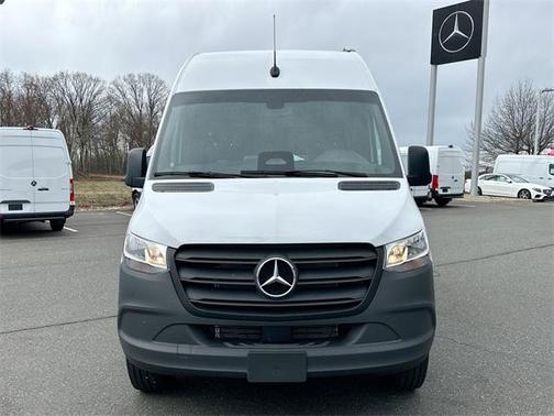 2025 Mercedes-Benz Sprinter 2500 Standard Roof