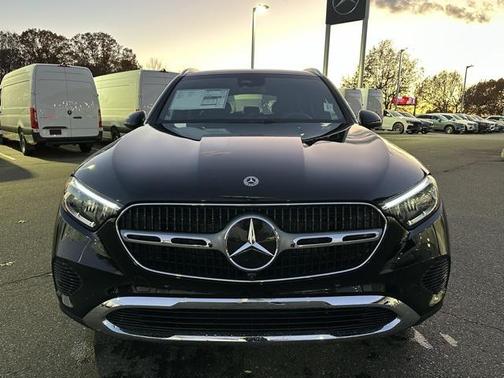 2026 Mercedes-Benz GLC 300 4MATIC