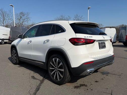 Polar White 2023 Mercedes-Benz GLA 250 4MATIC