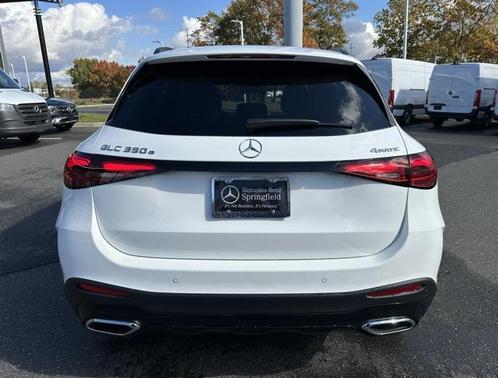 2025 Mercedes-Benz GLC 350e Base