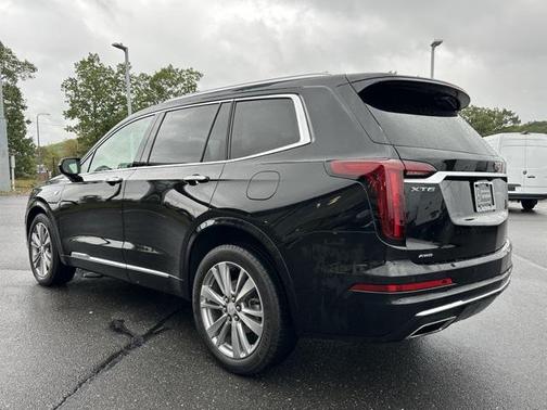 2023 Cadillac XT6 Premium Luxury AWD