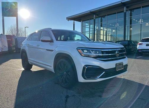 2023 Volkswagen Atlas Cross Sport 3.6L V6 SEL Premium R-Line
