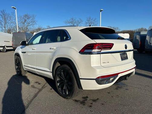2023 Volkswagen Atlas Cross Sport 3.6L V6 SEL Premium R-Line
