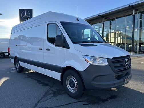 2025 Mercedes-Benz Sprinter 2500 High Roof