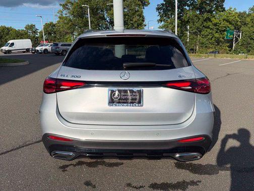Cirrus Silver Metallic 2026 Mercedes-Benz GLC 300 4MATIC