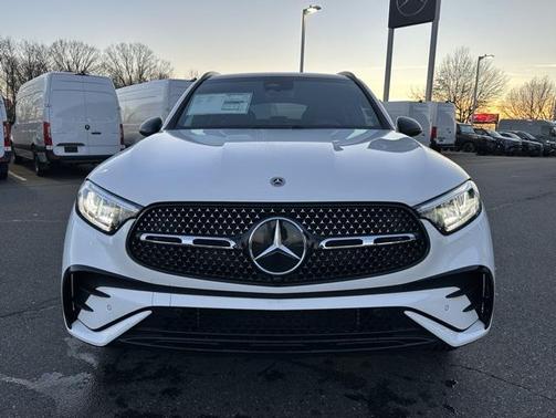 2026 Mercedes-Benz GLC 300 4MATIC