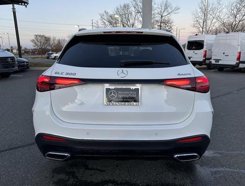2026 Mercedes-Benz GLC 300 4MATIC