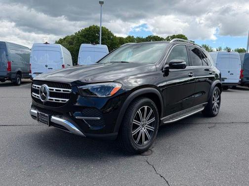 Black 2025 Mercedes-Benz GLE 450e 4MATIC