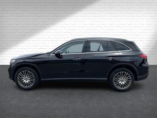 2025 Mercedes-Benz GLC 300 4MATIC