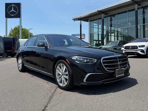 Obsidian Black Metallic 2023 Mercedes-Benz S-Class 4MATIC
