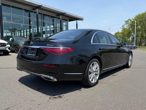Obsidian Black Metallic 2023 Mercedes-Benz S-Class 4MATIC