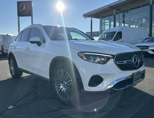2025 Mercedes-Benz GLC 300 4MATIC