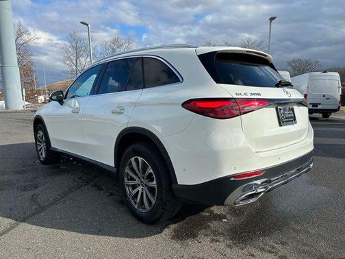 2023 Mercedes-Benz GLC 300 4MATIC