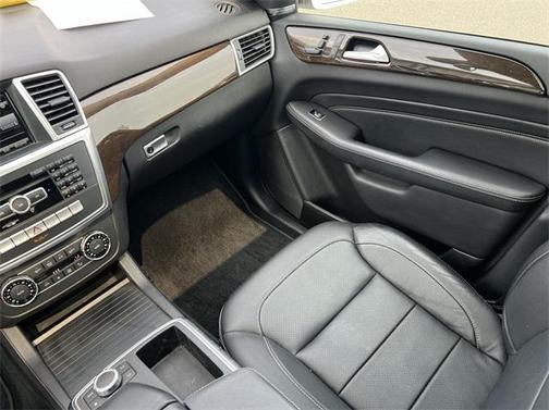 2015 Mercedes-Benz M-Class 4MATIC