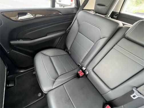 2015 Mercedes-Benz M-Class 4MATIC