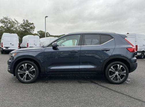 2022 Volvo XC40 T5 Inscription