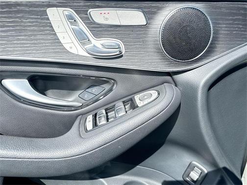 2021 Mercedes-Benz GLC 300 4MATIC