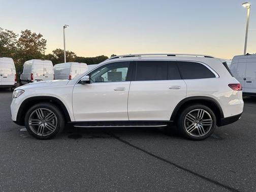 2026 Mercedes-Benz GLS 450 4MATIC