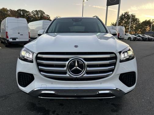 2026 Mercedes-Benz GLS 450 4MATIC