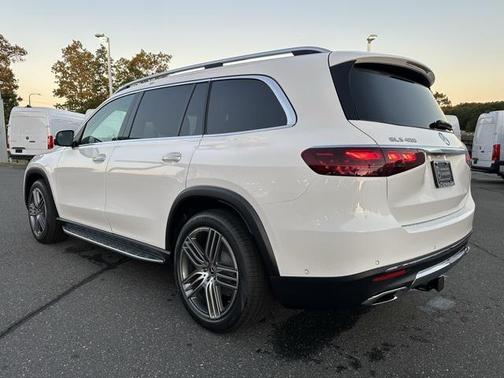 2026 Mercedes-Benz GLS 450 4MATIC