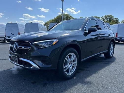 2025 Mercedes-Benz GLC 300 4MATIC