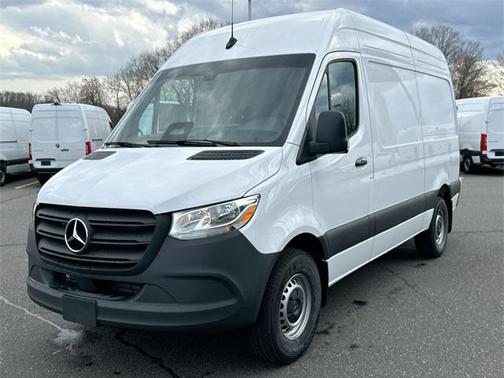 2025 Mercedes-Benz Sprinter 2500 Standard Roof