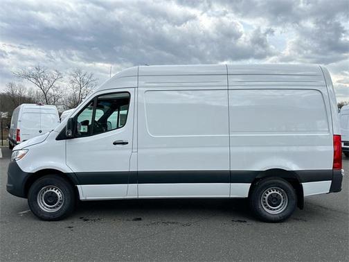 2025 Mercedes-Benz Sprinter 2500 Standard Roof