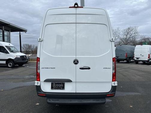 2026 Mercedes-Benz Sprinter 2500 High Roof