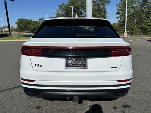 2021 Audi Q8 55 Premium Plus