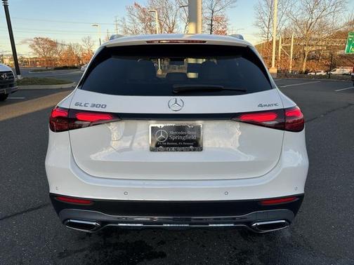 2026 Mercedes-Benz GLC 300 4MATIC