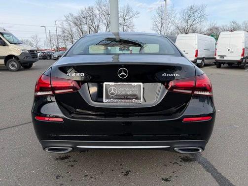 Night Black 2022 Mercedes-Benz A-Class 4MATIC