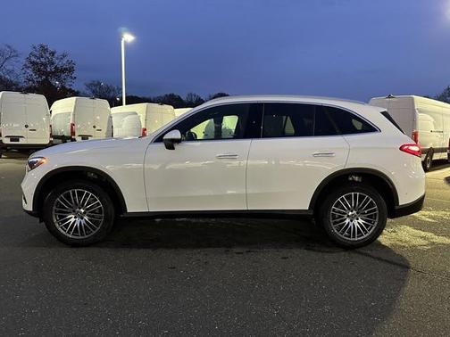 2026 Mercedes-Benz GLC 300 4MATIC