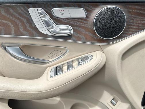 2021 Mercedes-Benz GLC 300 4MATIC