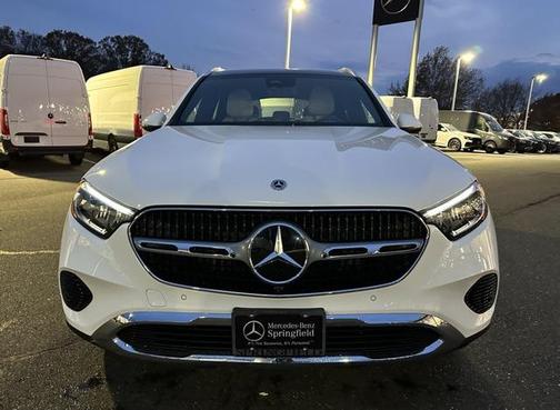 2025 Mercedes-Benz GLC 300 4MATIC
