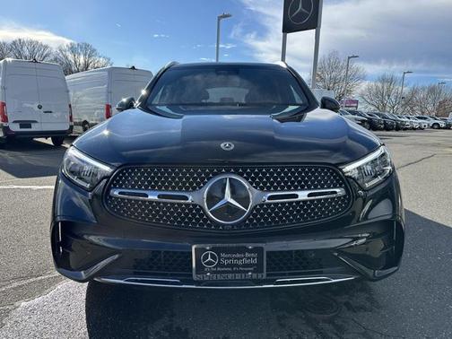 2025 Mercedes-Benz GLC 300 4MATIC