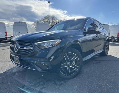 2025 Mercedes-Benz GLC 300 4MATIC