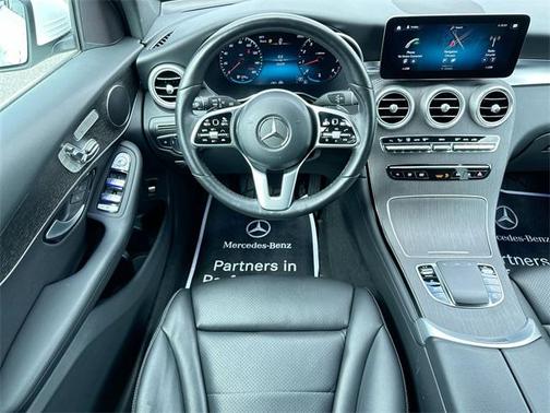 2022 Mercedes-Benz GLC 300 4MATIC