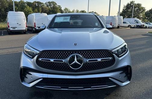 2025 Mercedes-Benz GLC 350e Base