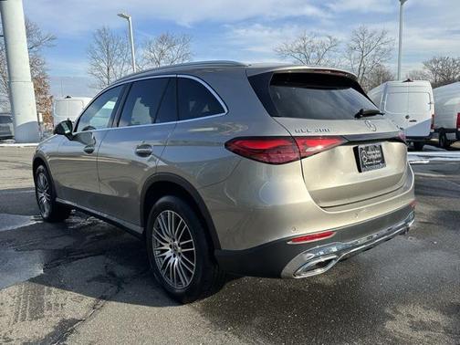 2023 Mercedes-Benz GLC 300 4MATIC