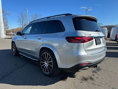 2026 Mercedes-Benz GLS 580 4MATIC