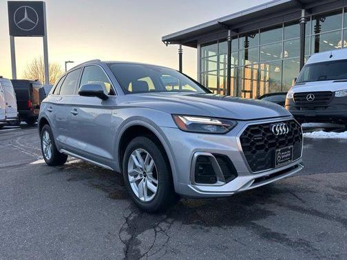 2022 Audi Q5 45 S line Premium