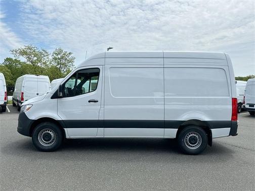 2025 Mercedes-Benz Sprinter 2500 Standard Roof