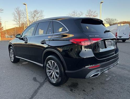 2026 Mercedes-Benz GLC 300 4MATIC