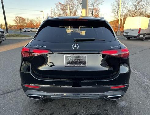 2026 Mercedes-Benz GLC 300 4MATIC