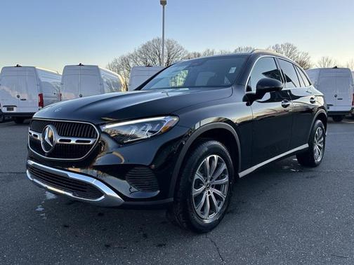 2026 Mercedes-Benz GLC 300 4MATIC