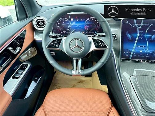 2025 Mercedes-Benz GLC 300 4MATIC