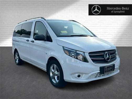 2021 Mercedes-Benz Metris Base