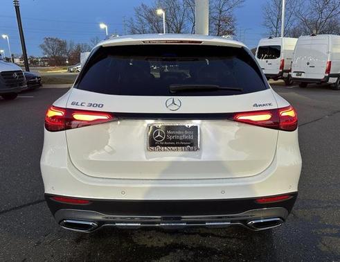 2026 Mercedes-Benz GLC 300 4MATIC