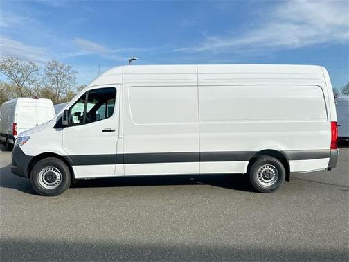 2025 Mercedes-Benz Sprinter 2500 High Roof